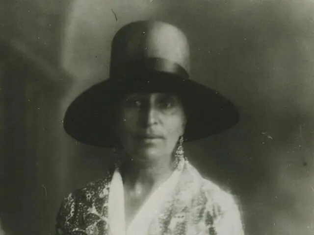 Image: Unknown photographer (1928) Alice B. Toklas