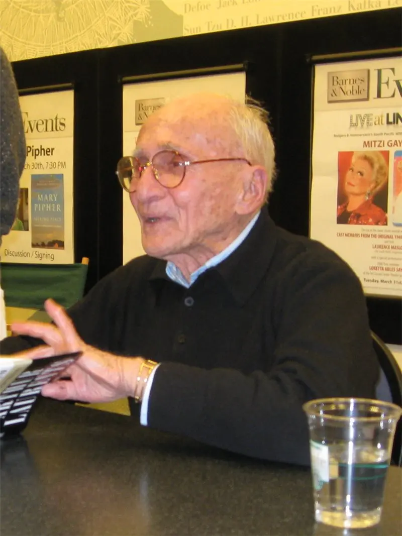 Image: kassyny (2009) Arthur Laurents