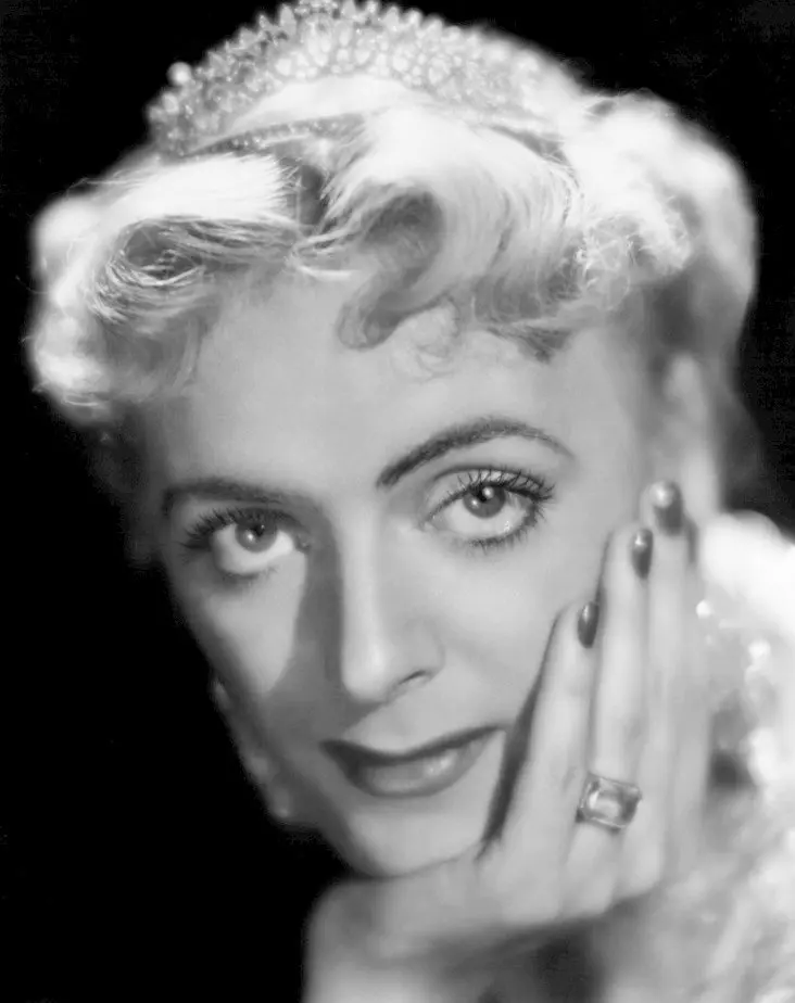 Image: Maurice Seymour, New York (1954) Christine Jorgensen