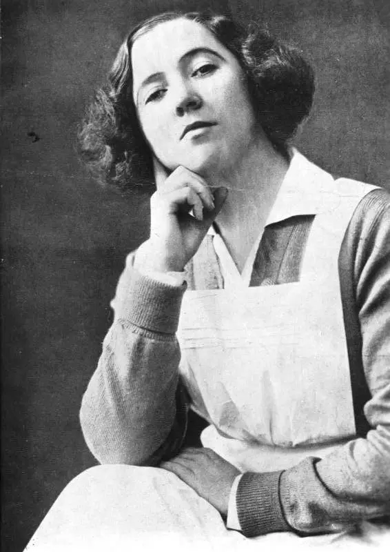 Image: Bundesarchiv, Bild 183-R07878 Claire Waldoff