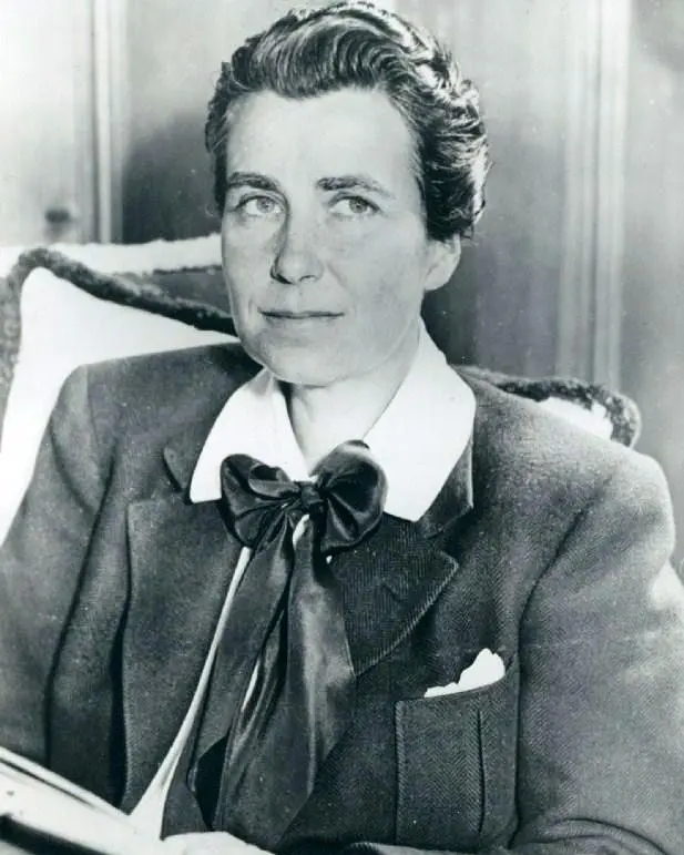 Image: Unknown author (1934) Dorothy Arzner