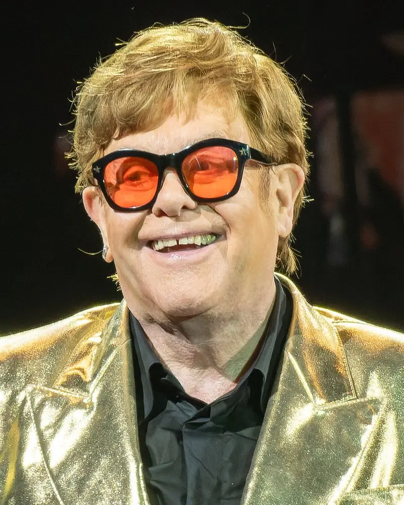 Image: Raph_PH (2023) Elton John