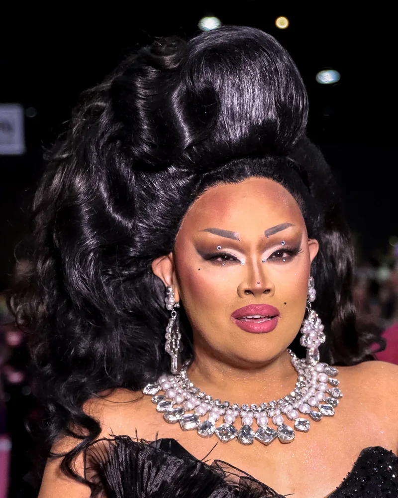 Image: DVSROSS (2023) Jiggly Caliente