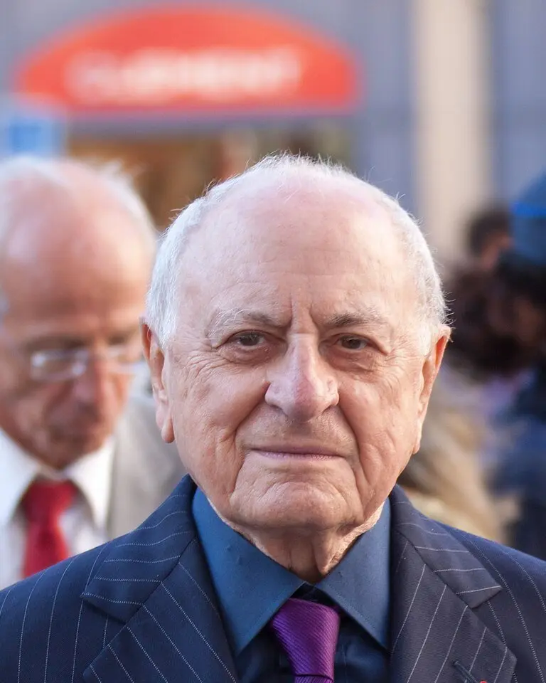 Image: Matthieu Riegler (2012) Pierre Bergé